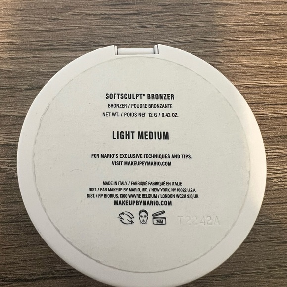 SOFTSCULPT® BRONZER - Picture 4 of 5